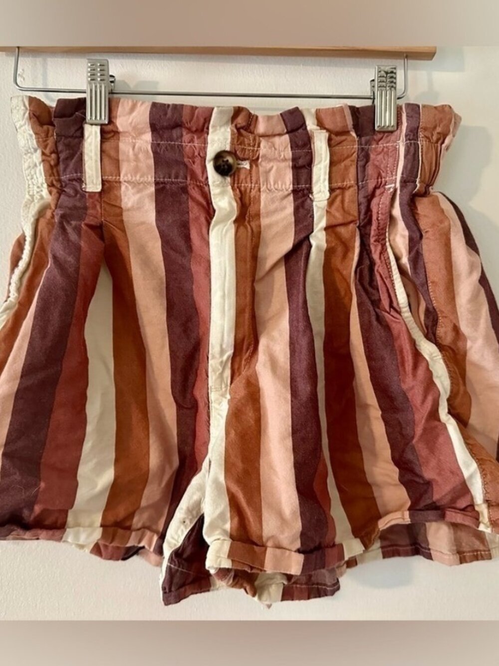 Shorts in Rainbow Stripe Size 00​​​​​​​